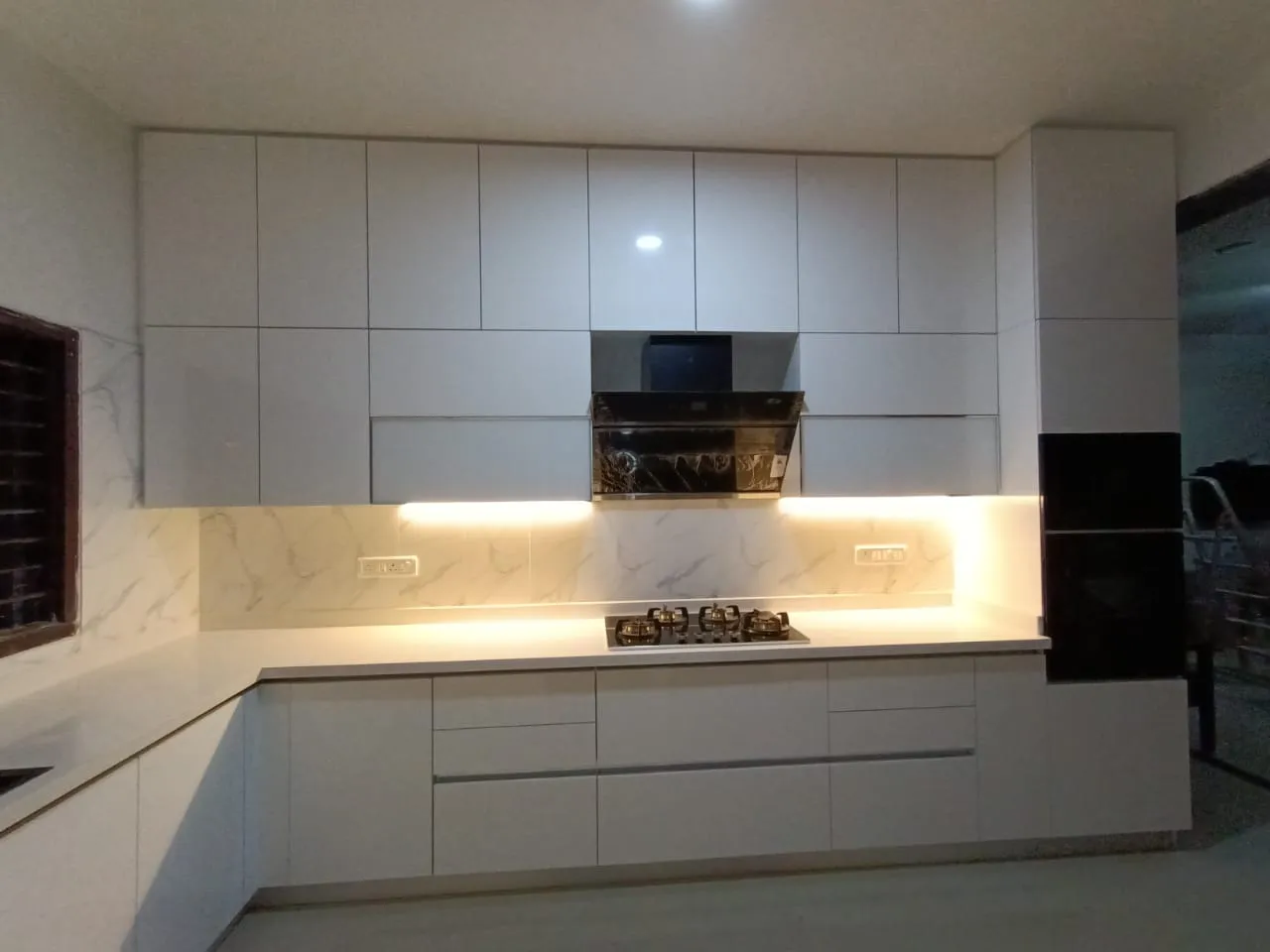 Modern kitchen